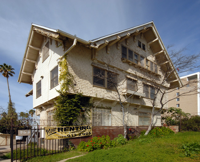 963 S Hoover St in Los Angeles, CA - Building Photo - Building Photo