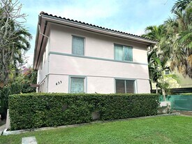 433 Santander Ave in Coral Gables, FL - Building Photo