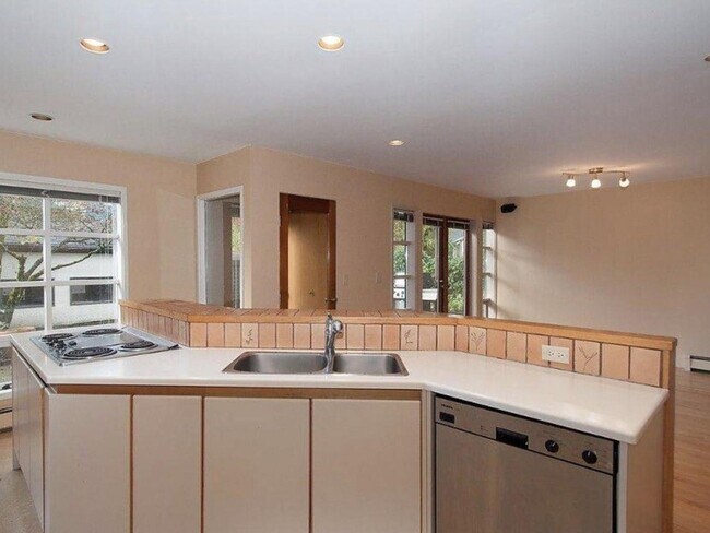 5515 Trafalgar St in Vancouver, BC - Building Photo - Building Photo