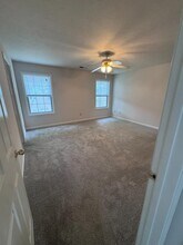 3687 Lochdale Terrace in Lexington, KY - Building Photo - Building Photo