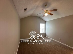 4380 Annie Mae Cove in Millington, TN - Foto de edificio - Building Photo