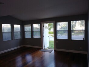 213-215 Ocean Breeze in Lake Worth Beach, FL - Building Photo - Building Photo