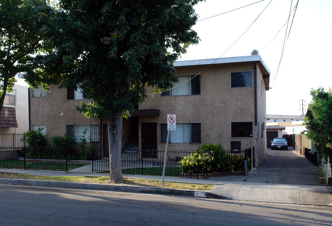434 W Plymouth St in Inglewood, CA - Building Photo - Building Photo