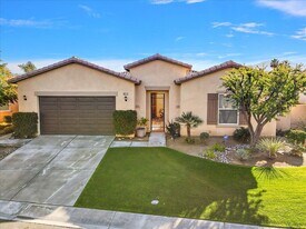 80215 Queensboro Dr in Indio, CA - Building Photo