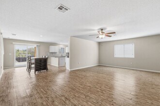 10530 Legacy Cv in San Antonio, TX - Building Photo - Building Photo