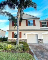 27023 Juniper Bay Dr in Wesley Chapel, FL - Building Photo