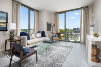 932 Lake St in Oak Park, IL - Foto de edificio - Building Photo