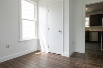 78 West St in New London, CT - Building Photo - Building Photo