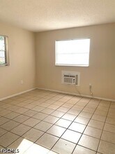 2324 Grand Ave in Ft. Myers, FL - Building Photo - Building Photo