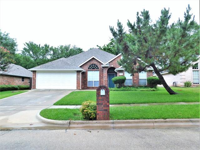 516 Chateau Ct in Denton, TX - Building Photo