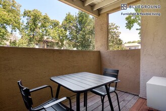 1600 Villa St in Mountain View, CA - Building Photo - Building Photo