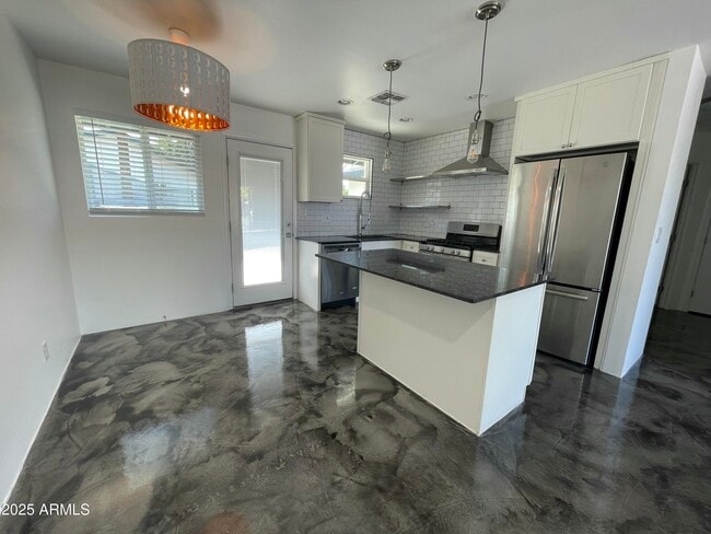 property at 3416 N 37th St