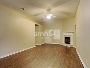 6265 Ironside Dr N in Jacksonville, FL - Building Photo - Building Photo