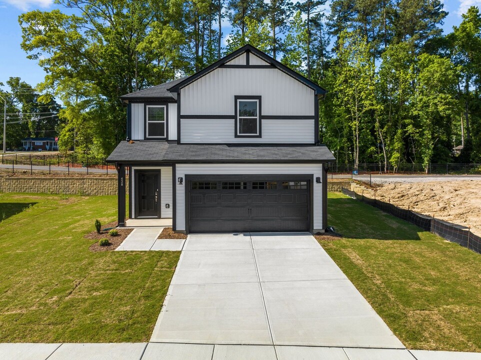 438 Sustainable Wy in Raleigh, NC - Building Photo