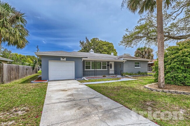 405 Kerry Dr in Clearwater, FL - Building Photo - Building Photo