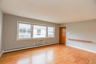 8614 W Berwyn Ave, Unit 3 in Chicago, IL - Foto de edificio - Building Photo