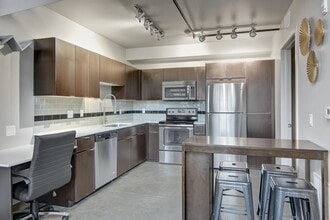 Proxy 333 in Phoenix, AZ - Building Photo - Building Photo