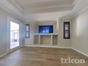 6300 Falcon Lair Dr, Unit 6305-7 in North Port, FL - Building Photo - Building Photo