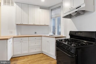 5147 Hazel Ave in Philadelphia, PA - Building Photo - Building Photo