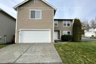 29717 215th Terrace SE in Kent, WA - Building Photo