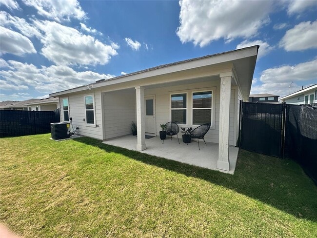 9613 Oxbow Strap Dr in Austin, TX - Building Photo - Building Photo