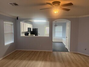 207 Mesa Dr in Leander, TX - Building Photo - Building Photo