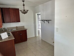 6835 Newell St in Huntington Park, CA - Building Photo - Building Photo