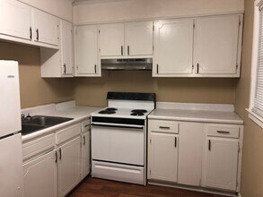 800 Ridgeway Dr in Valdosta, GA - Building Photo - Building Photo