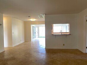 499 Iris Ave in Palm Beach Gardens, FL - Building Photo - Building Photo