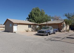 367-373 E Corona Rd in Tucson, AZ - Building Photo - Building Photo