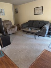 731 W 9th Ave, Unit 731 w 9th in Oshkosh, WI - Building Photo - Building Photo