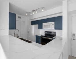 1900 Van Buren St in Hollywood, FL - Building Photo