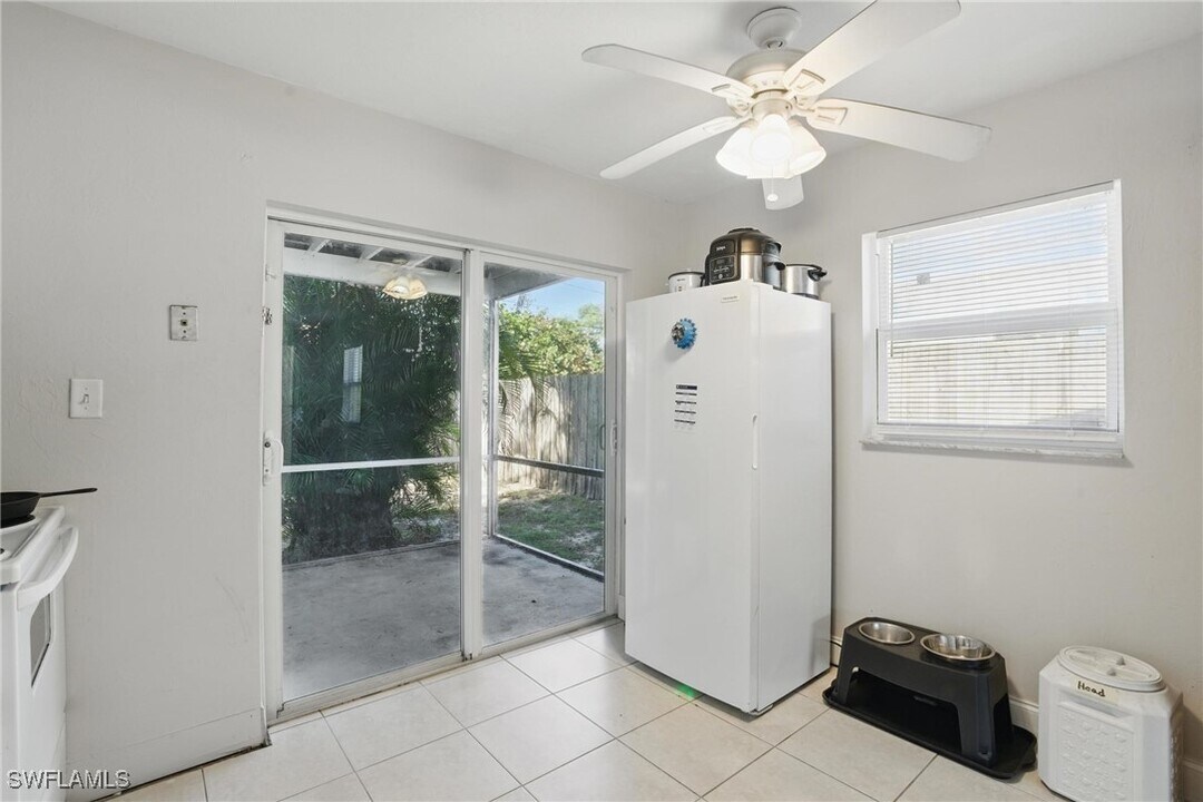 11580 Dean St in Bonita Springs, FL - Building Photo