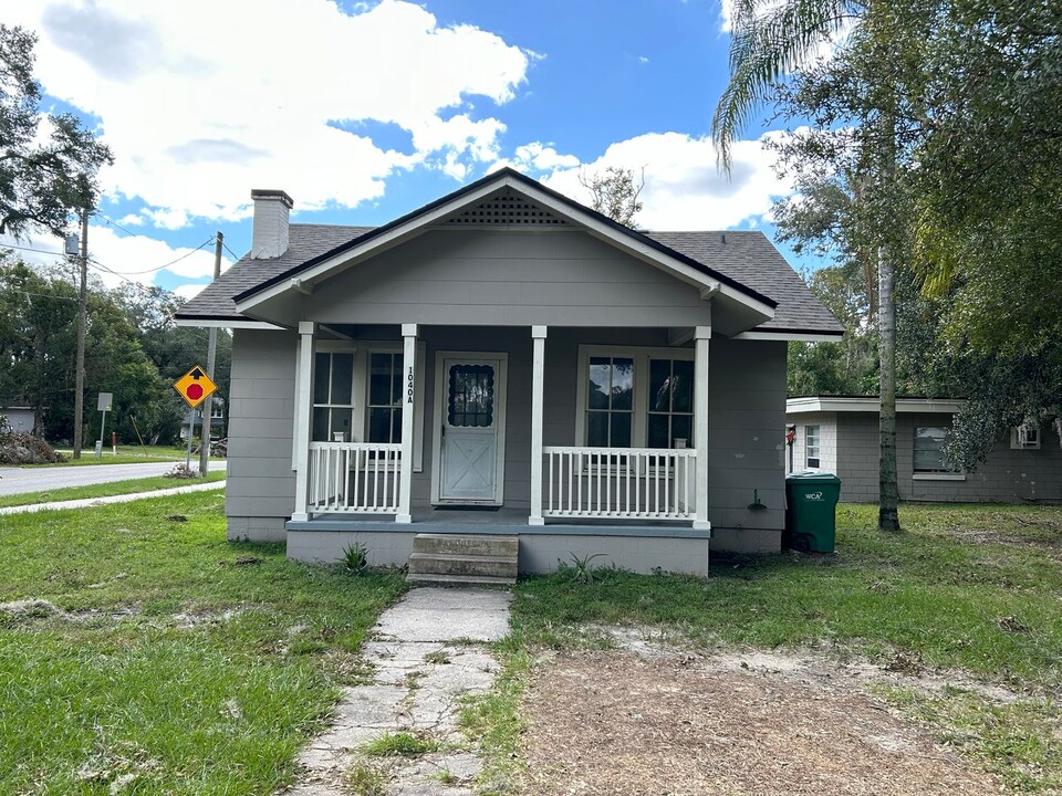 1040 E Carolina Ave in DeLand, FL - Building Photo