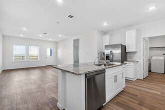 4034 Bronco Sta Ln in League City, TX - Building Photo - Building Photo