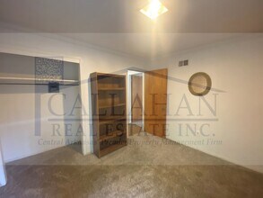 422 W 53rd St in North Little Rock, AR - Foto de edificio - Building Photo