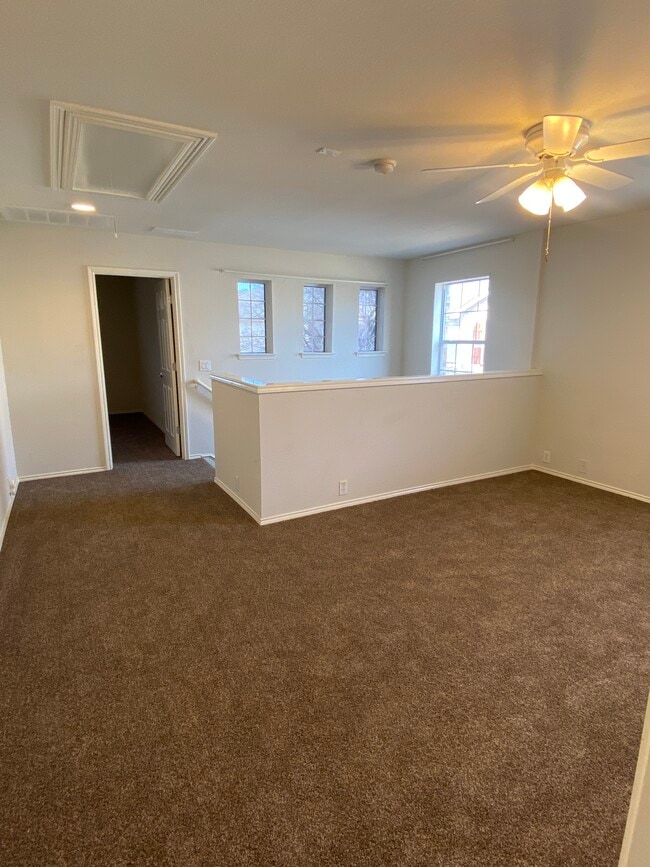 property at 2725 Hyde Park Dr