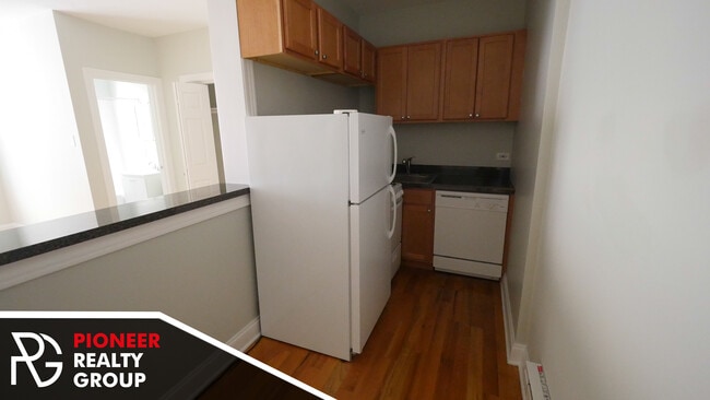 515 W Melrose St, Unit 4
