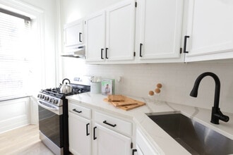 Mt. Vernon Properties in Baltimore, MD - Building Photo - Building Photo