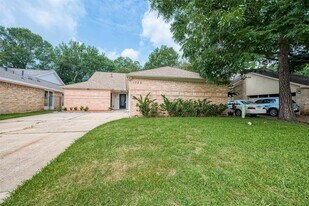 1723 Rock Fence Dr in Richmond, TX - Building Photo