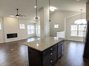 2902 Turnip Wy in Fitchburg, WI - Building Photo - Building Photo