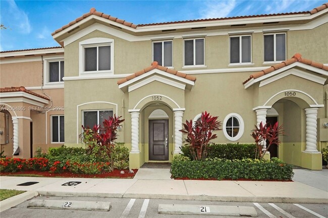 property at 1052 SE 23rd Ave