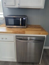 5211 Ave S in Galveston, TX - Building Photo - Building Photo