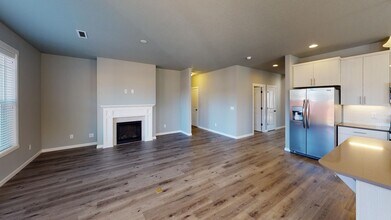 10210 NE 106th Cir in Vancouver, WA - Building Photo - Building Photo