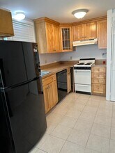 8 Highland Ave in Hampton, NH - Building Photo - Building Photo