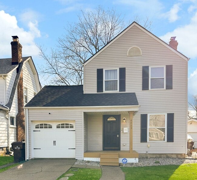 property at 4453 Newberry St