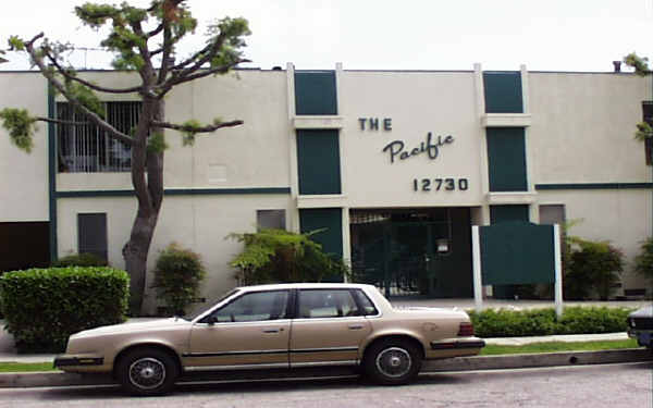 The Pacific in Los Angeles, CA - Foto de edificio - Building Photo