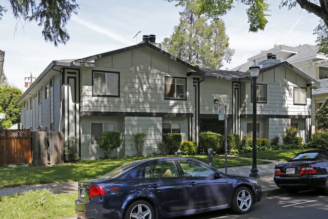 Greystone Apartments in Sacramento, CA - Foto de edificio - Building Photo