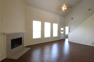 4018 E Teal Estates Cir in Fresno, TX - Building Photo - Building Photo