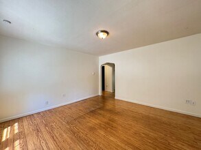 1121 E 2nd St in Loveland, CO - Building Photo - Building Photo